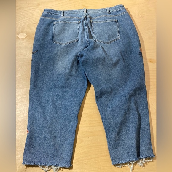 Lane Bryant Girlfriend Embroidered Blue Ankle Jeans 22R (IY) - Picture 10 of 10